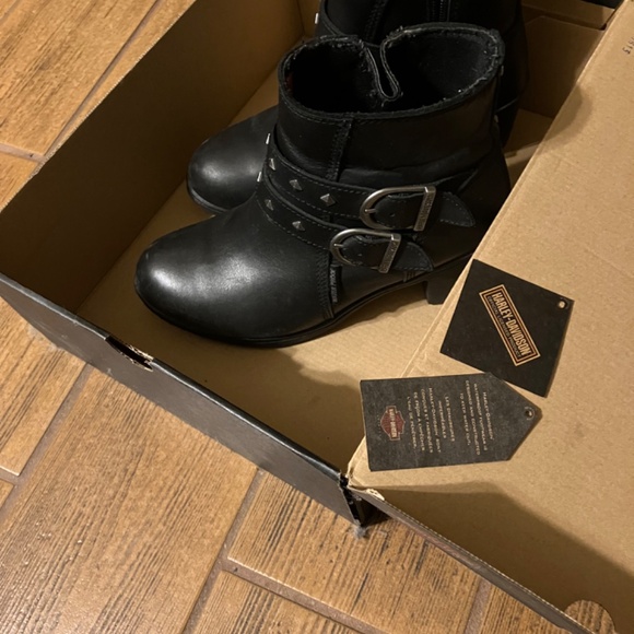 🦅HARLEY DAVIDSON ABNEY BOOTS, 🥾BLACK WITH SILVER STUDS, WATERPROOF - Picture 7 of 16